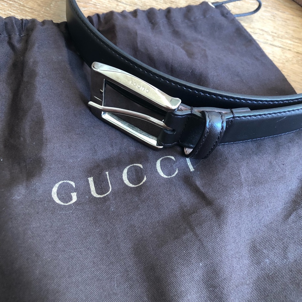 Gucci, men’s brown leather belt, size 90